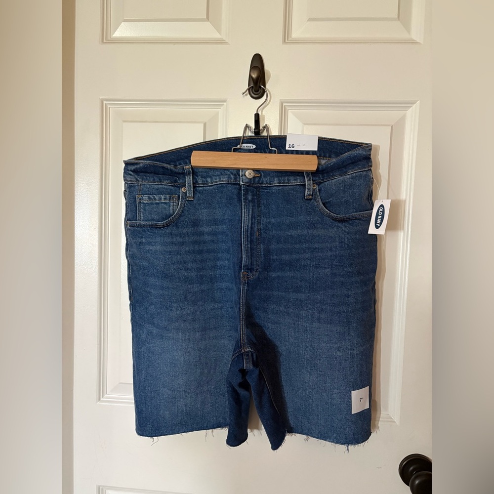 NWT Old Navy Jean Shorts